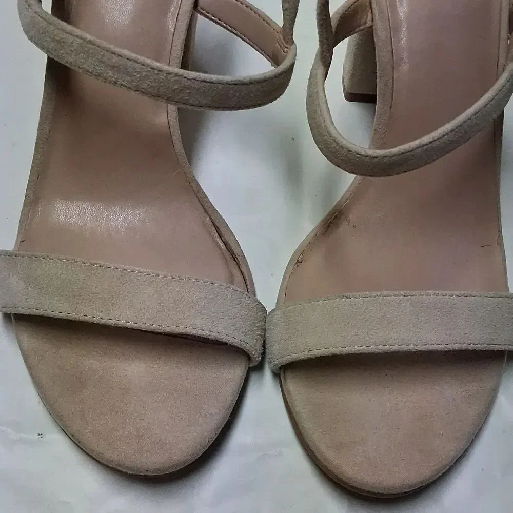 BP. Classic Nude Block Heel Sandals with Ankle Strap Size 8 Preowned